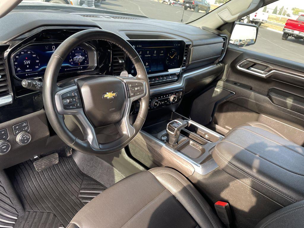 used 2024 Chevrolet Silverado 1500 car, priced at $50,995