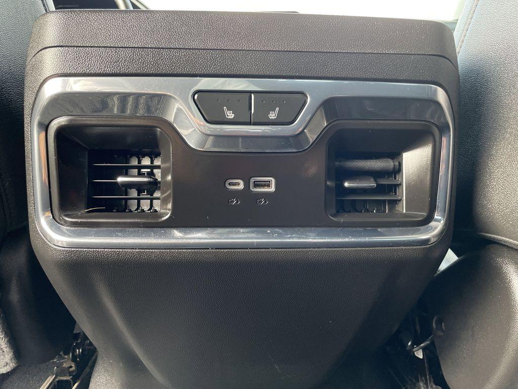 used 2024 Chevrolet Silverado 1500 car, priced at $50,995