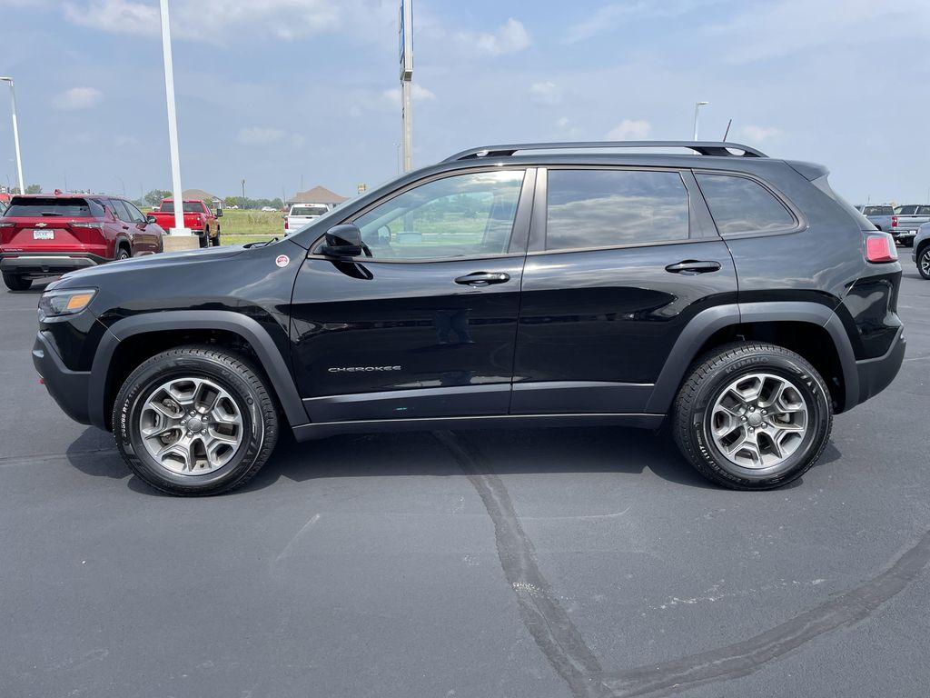 used 2022 Jeep Cherokee car, priced at $25,499