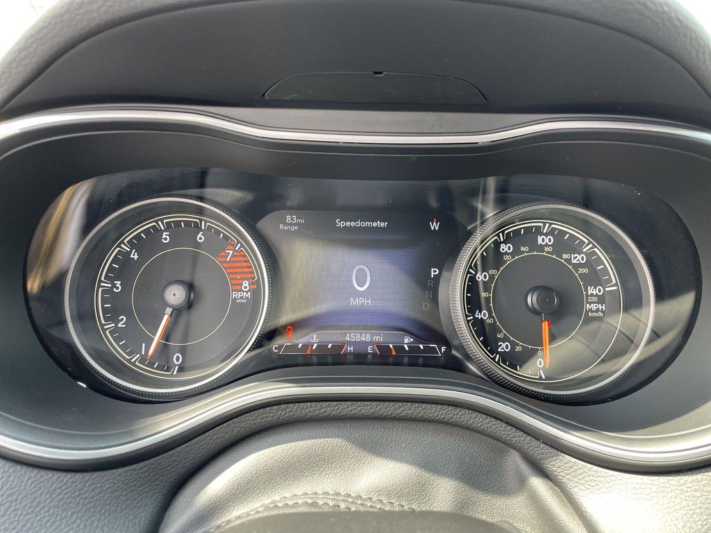 used 2022 Jeep Cherokee car, priced at $25,499