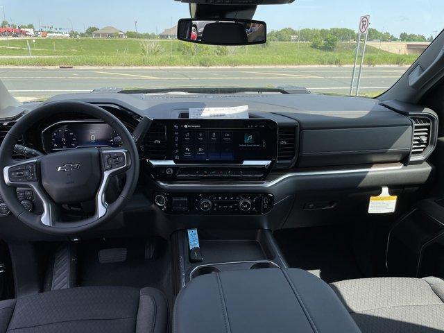 new 2025 Chevrolet Silverado 3500 car, priced at $62,288