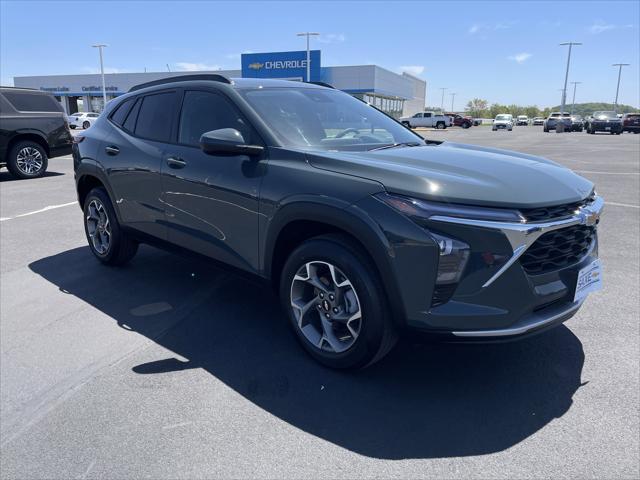 used 2025 Chevrolet Trax car