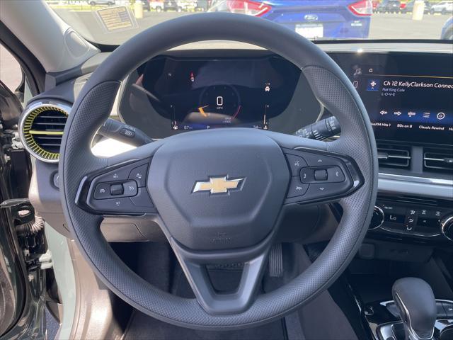 used 2025 Chevrolet Trax car