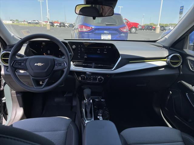 used 2025 Chevrolet Trax car