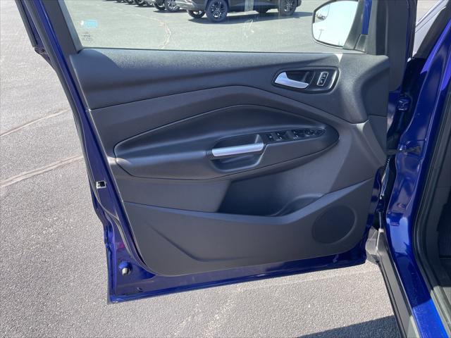 used 2015 Ford Escape car, priced at $15,995
