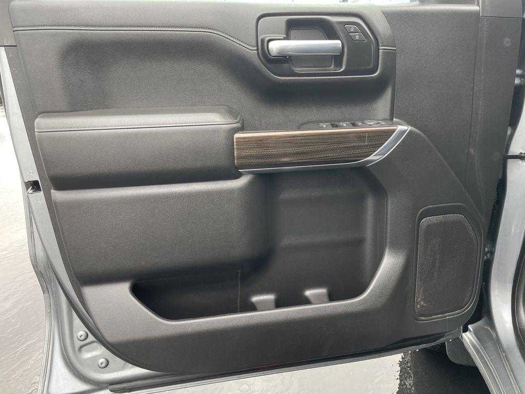 used 2021 Chevrolet Silverado 1500 car, priced at $31,229