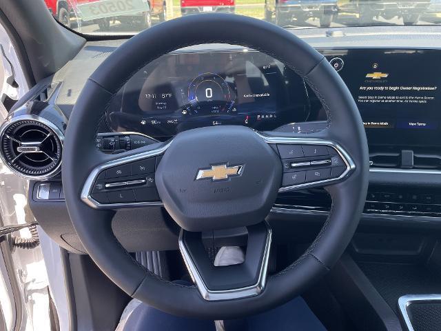 new 2025 Chevrolet Equinox car, priced at $32,645