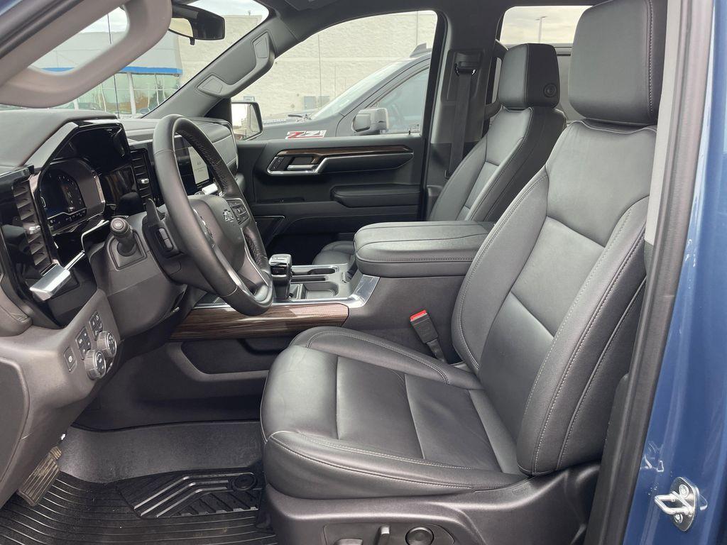 used 2024 Chevrolet Silverado 1500 car, priced at $55,995