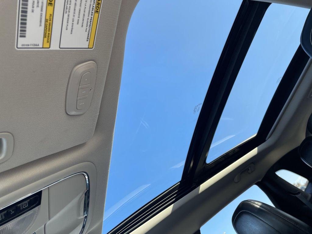 used 2016 Jeep Cherokee car, priced at $12,995