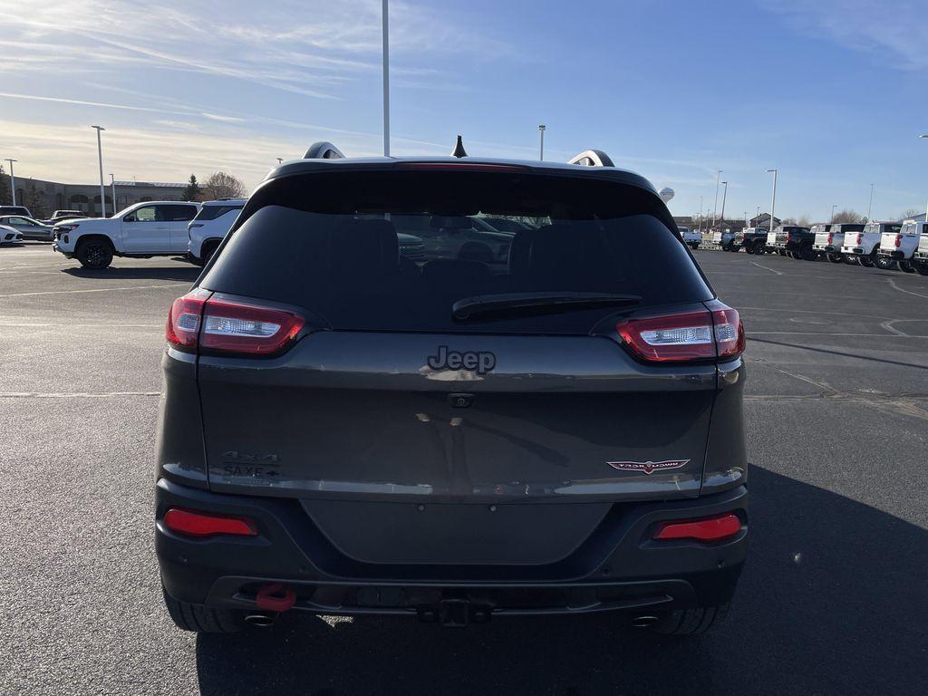 used 2016 Jeep Cherokee car, priced at $12,995