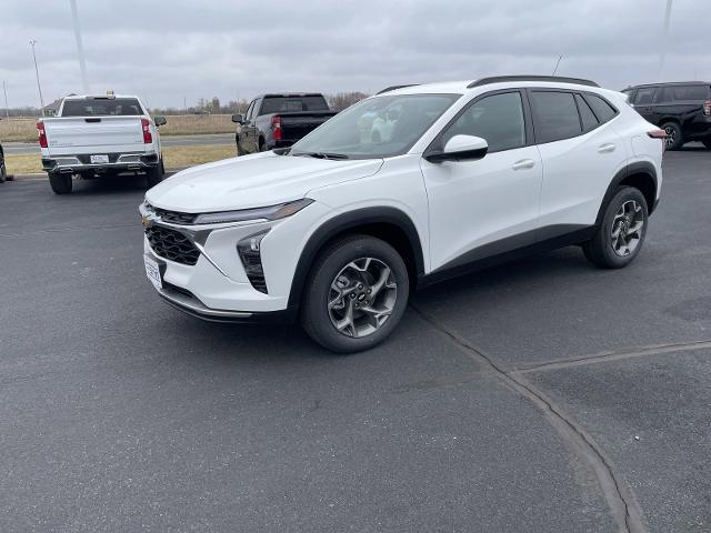 new 2025 Chevrolet Trax car, priced at $24,051