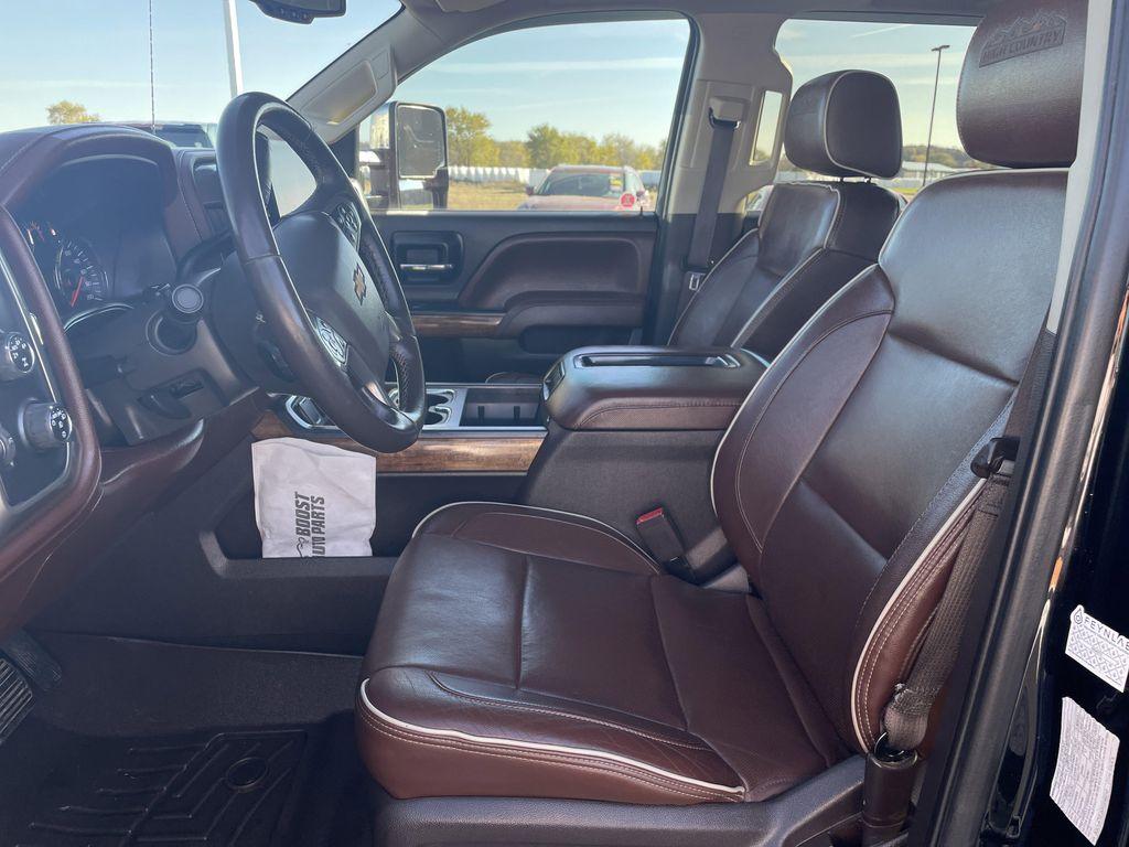 used 2014 Chevrolet Silverado 1500 car, priced at $25,995