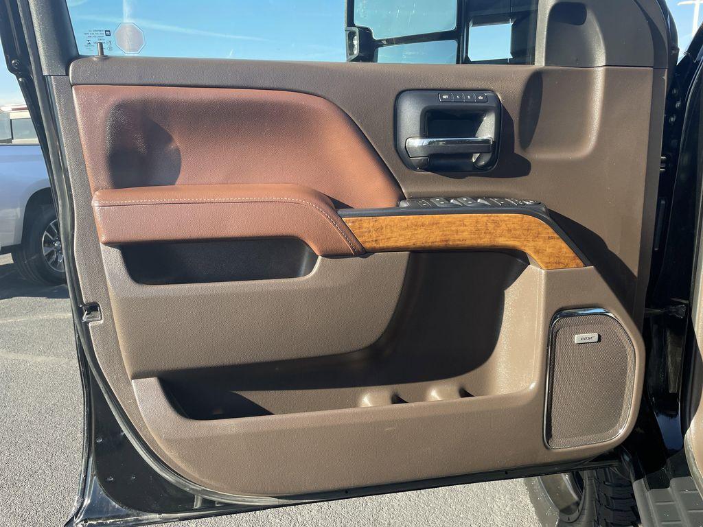 used 2014 Chevrolet Silverado 1500 car, priced at $25,995