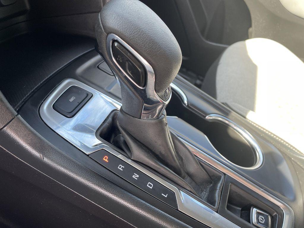 used 2024 Chevrolet Equinox car, priced at $23,395