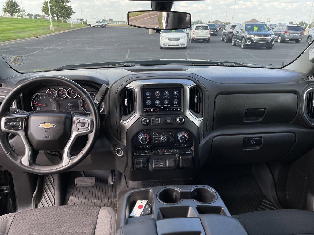 used 2022 Chevrolet Silverado 1500 car, priced at $30,999