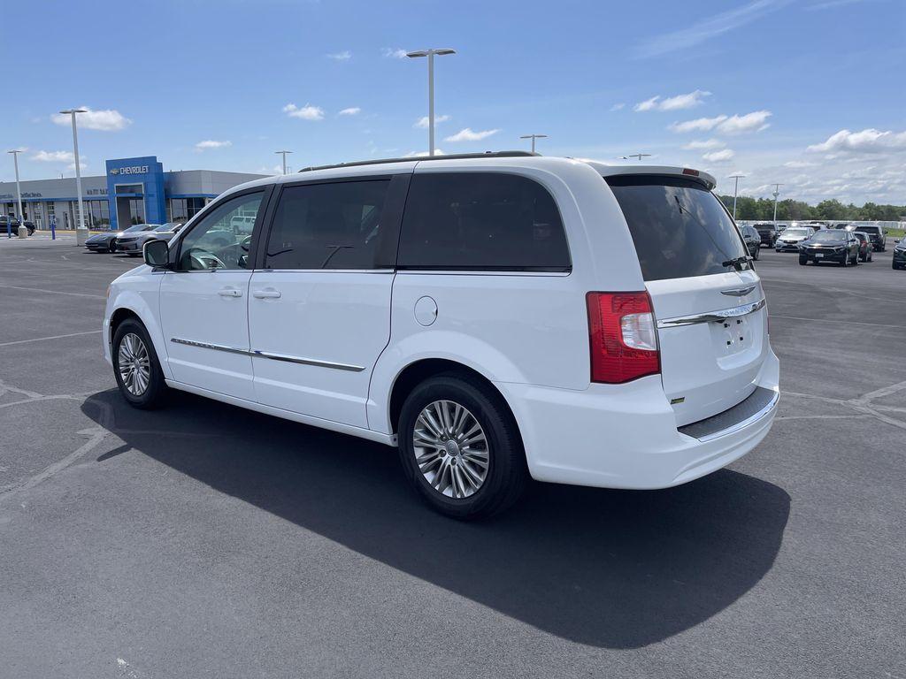 used 2016 Chrysler Town & Country car, priced at $10,999