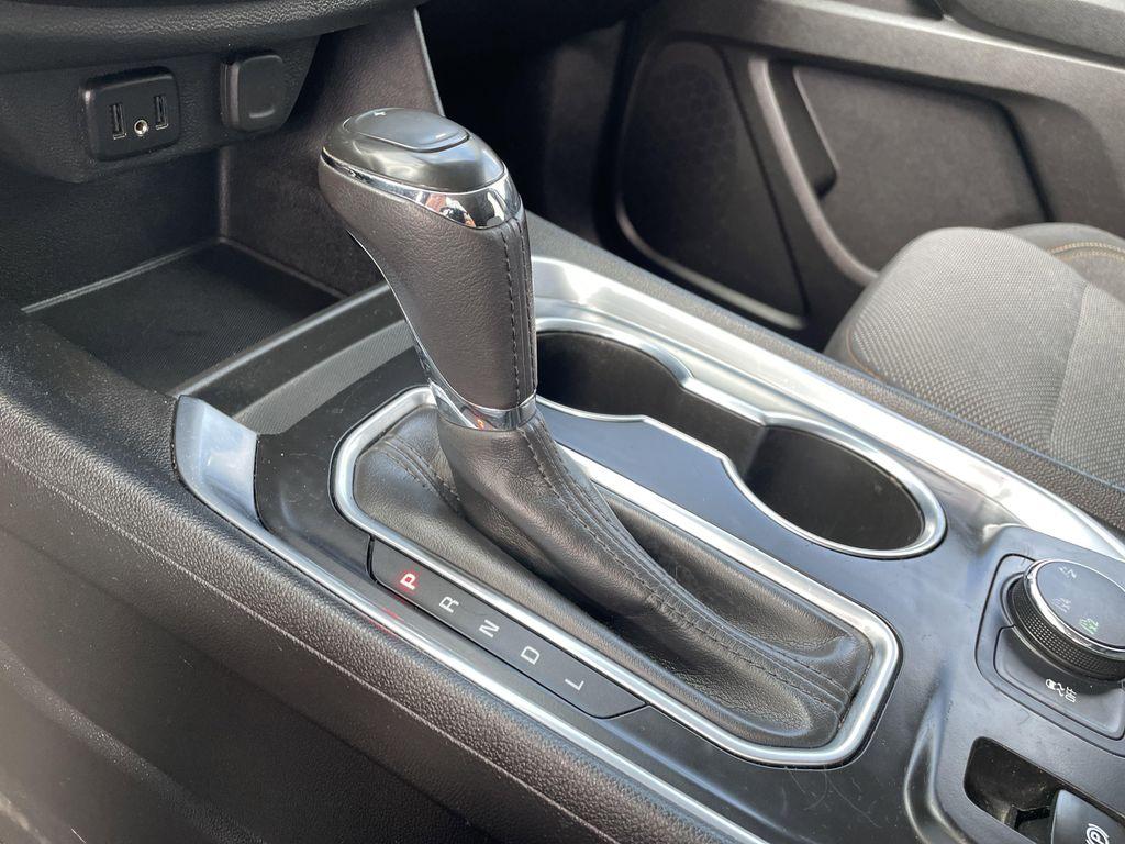 used 2019 Chevrolet Traverse car, priced at $21,999