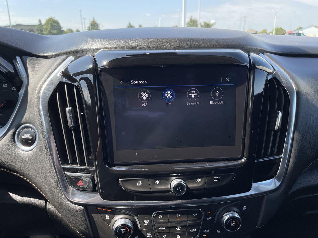 used 2021 Chevrolet Traverse car, priced at $31,999
