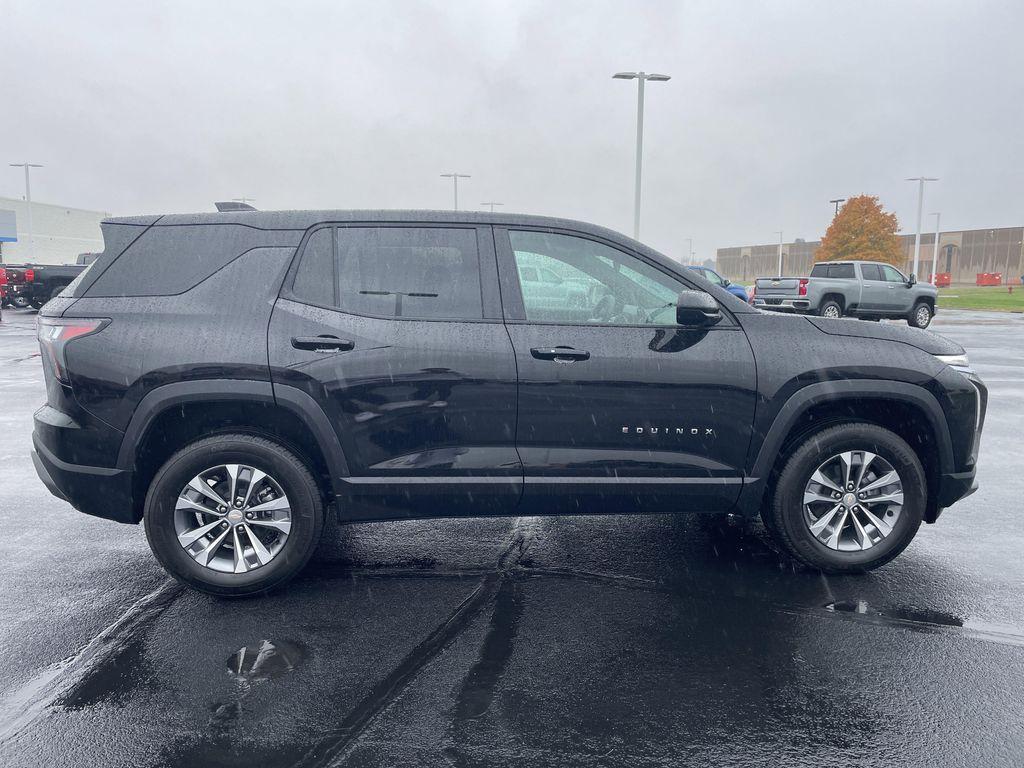 used 2026 Chevrolet Equinox car, priced at $34,000
