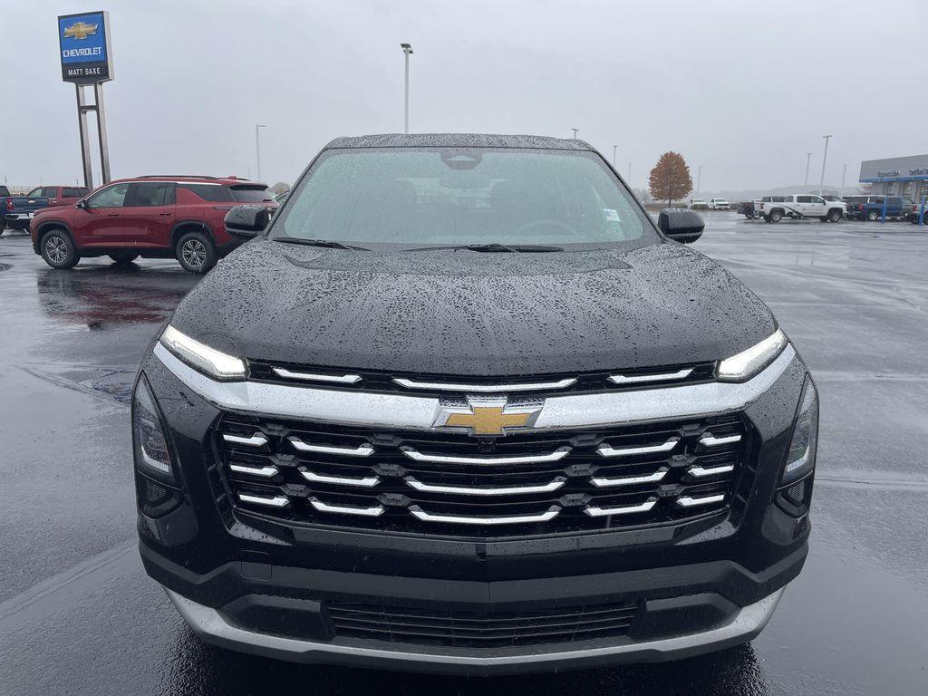 used 2026 Chevrolet Equinox car, priced at $34,000