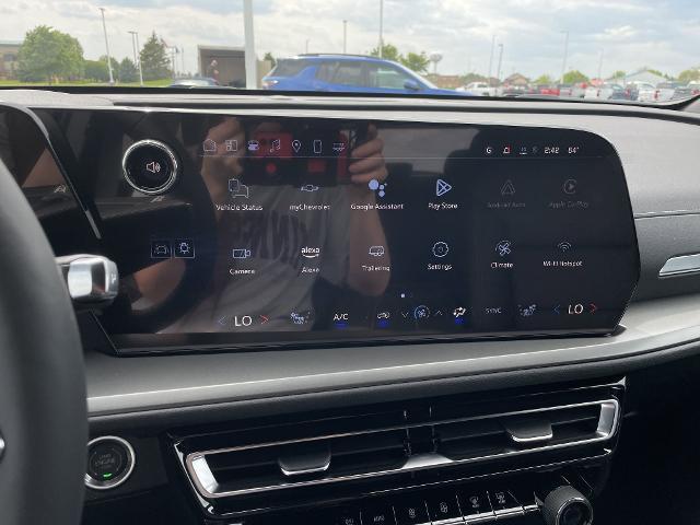 new 2025 Chevrolet Traverse car, priced at $38,995