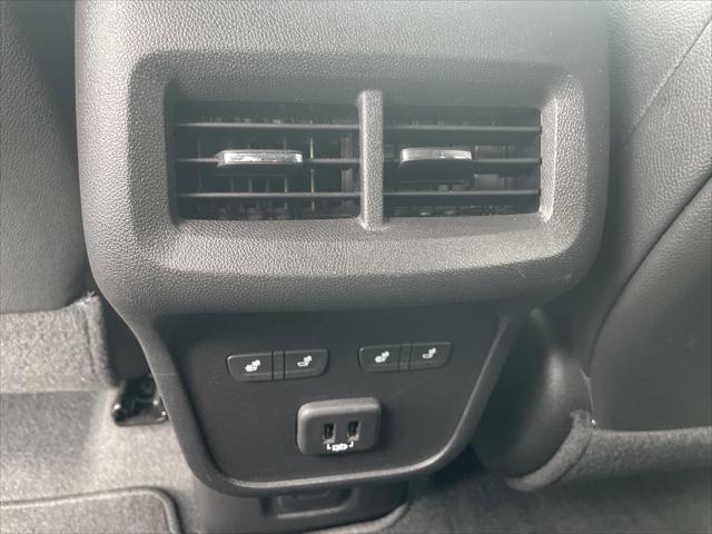 used 2023 Chevrolet Equinox car, priced at $29,999