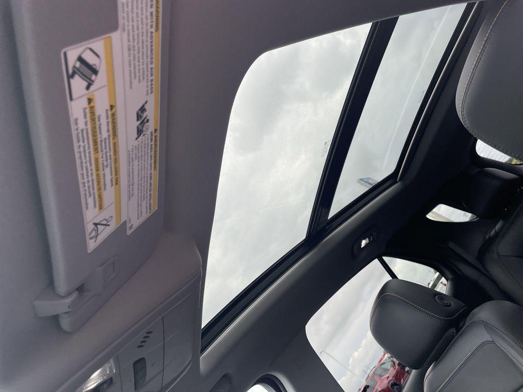 used 2023 Chevrolet Equinox car, priced at $25,795