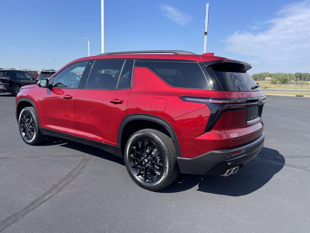 used 2024 Chevrolet Traverse car, priced at $41,499