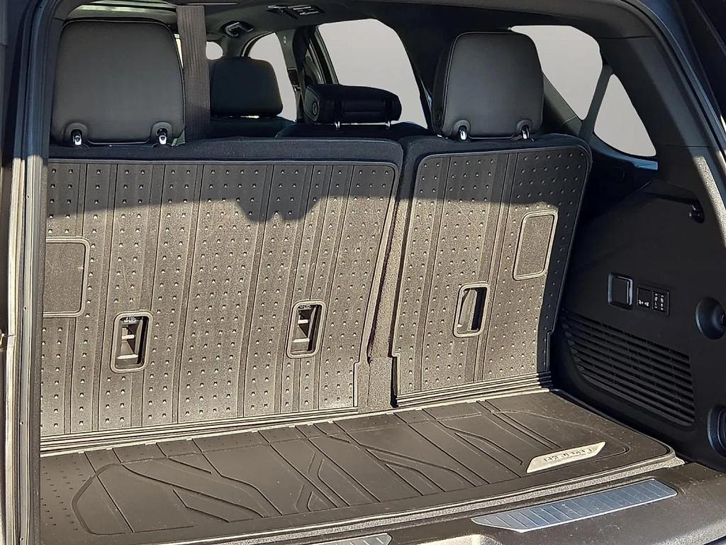 used 2022 Chevrolet Tahoe car, priced at $58,695
