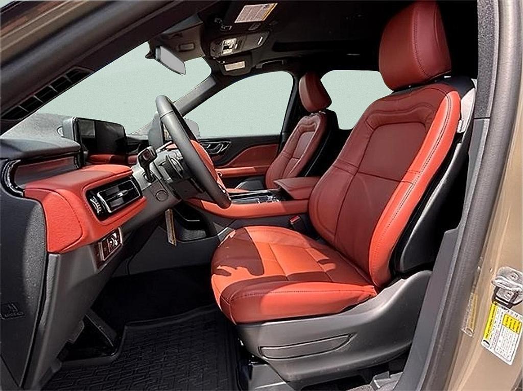 new 2025 Lincoln Aviator car, priced at $61,203