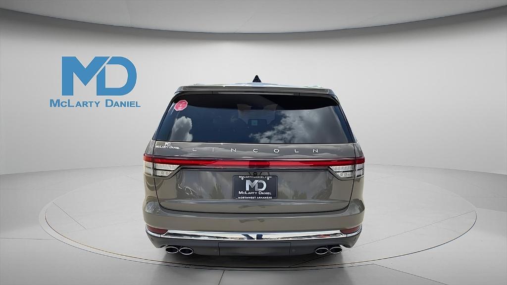 new 2025 Lincoln Aviator car, priced at $61,203