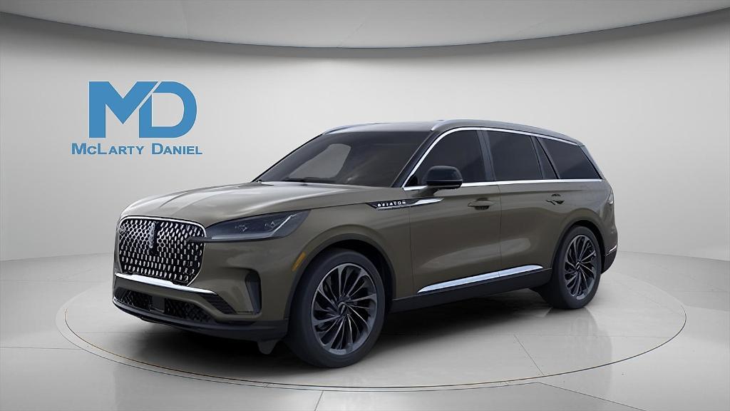 new 2025 Lincoln Aviator car, priced at $61,203