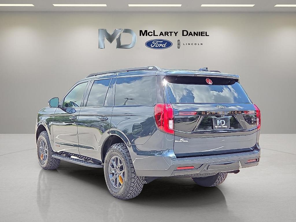 new 2025 Ford Expedition car, priced at $80,022