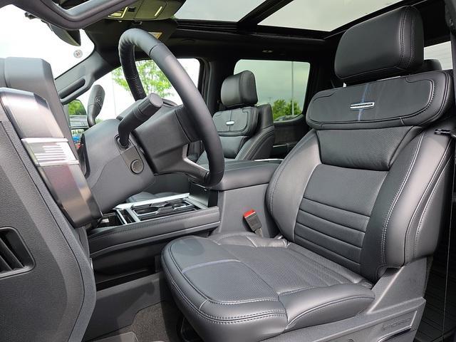 new 2025 Ford F-250 car, priced at $94,256