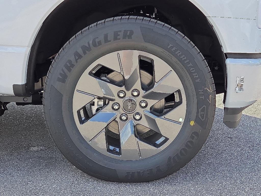 new 2025 Ford F-150 Lightning car, priced at $67,001