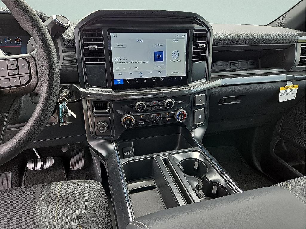 new 2025 Ford F-150 car, priced at $35,218