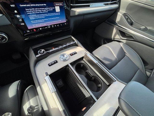 new 2025 Lincoln Navigator L car, priced at $111,485