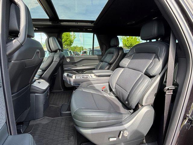 new 2025 Lincoln Navigator L car, priced at $111,485