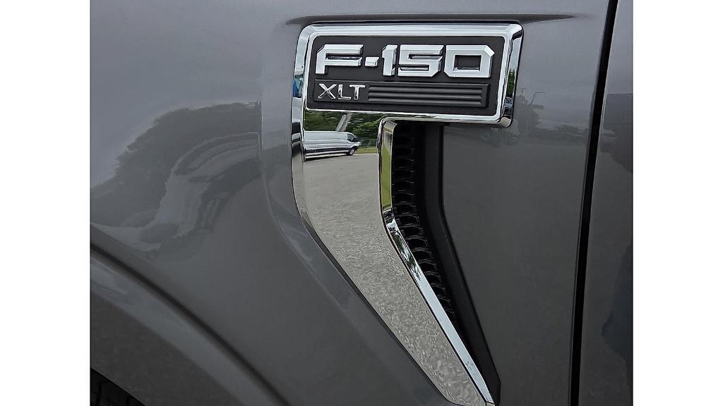 new 2025 Ford F-150 car, priced at $49,299