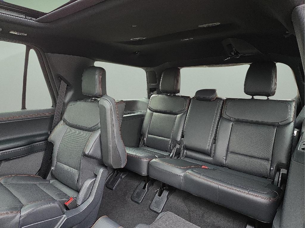 new 2025 Ford Expedition car, priced at $81,634