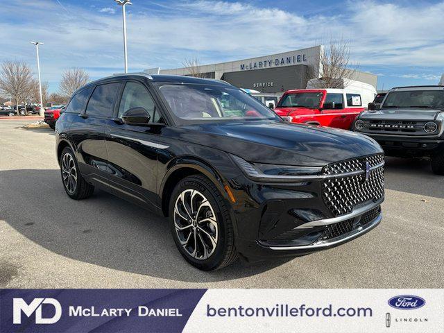 new 2025 Lincoln Nautilus car, priced at $64,100