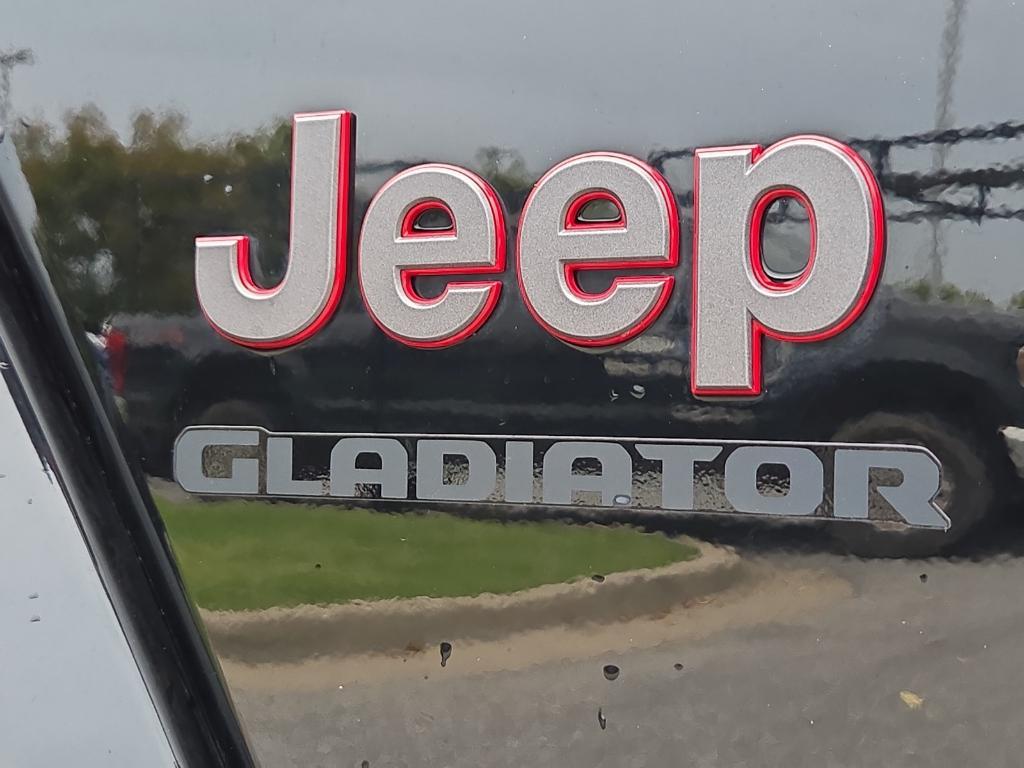 used 2022 Jeep Gladiator car, priced at $42,495
