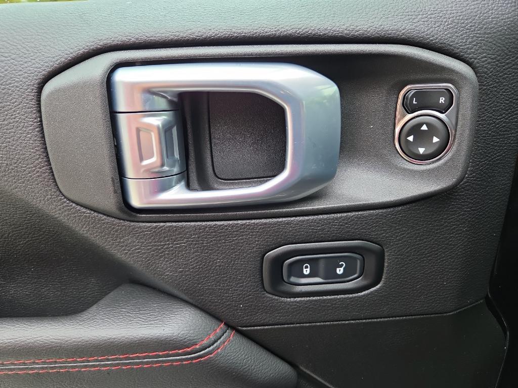 used 2022 Jeep Gladiator car, priced at $42,495