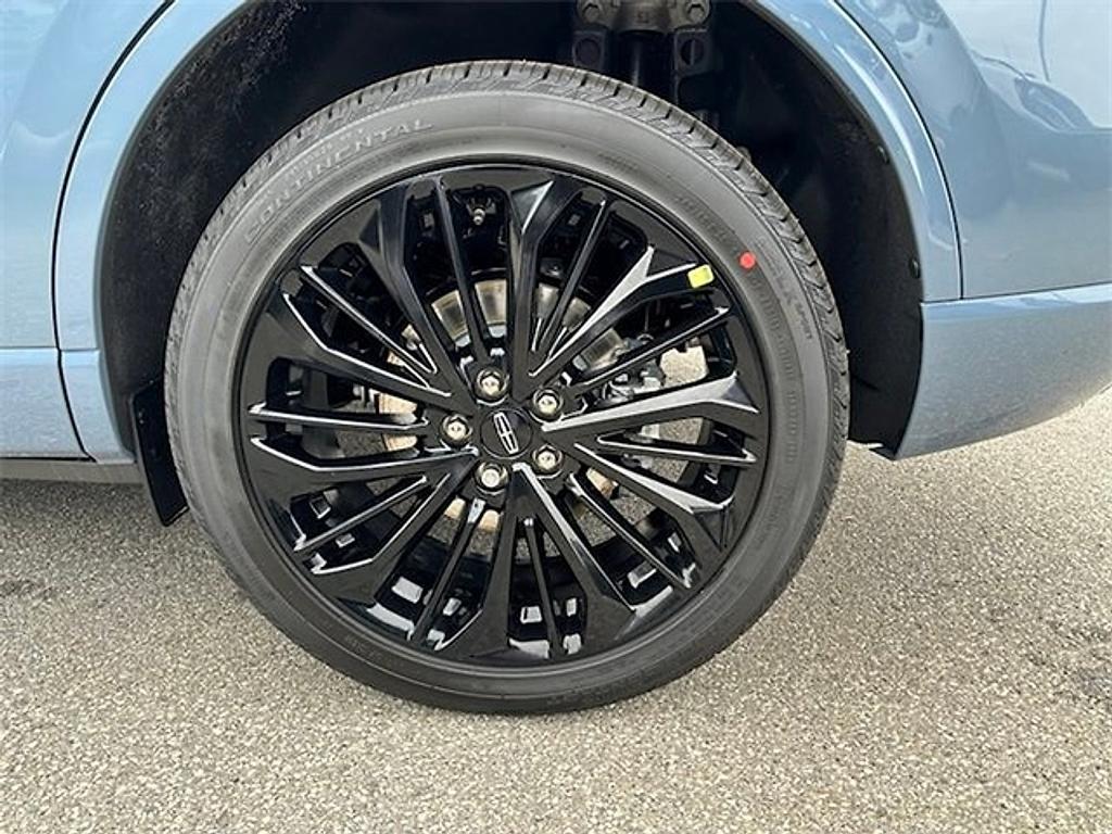 new 2025 Lincoln Corsair car, priced at $50,061