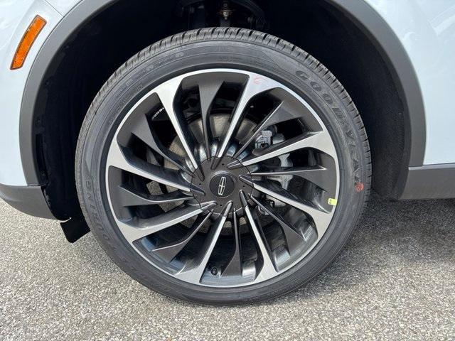 new 2025 Lincoln Aviator car, priced at $72,288