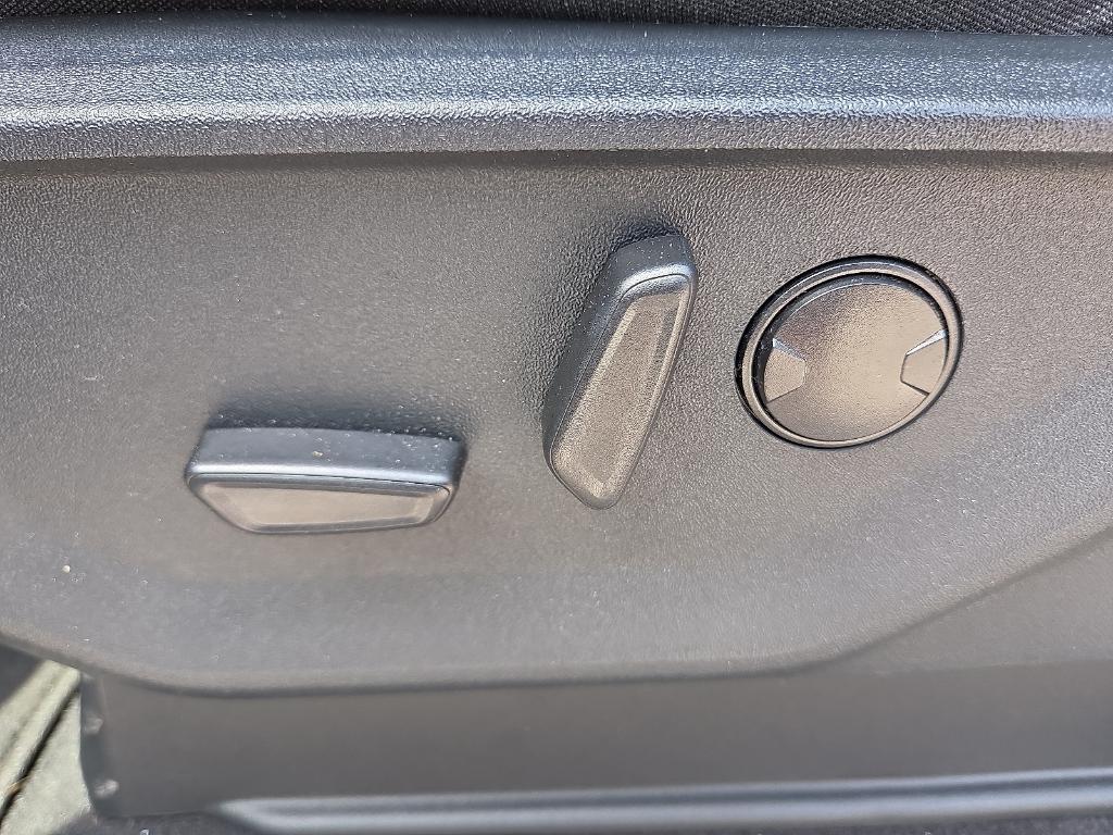 new 2025 Ford F-150 car, priced at $48,901