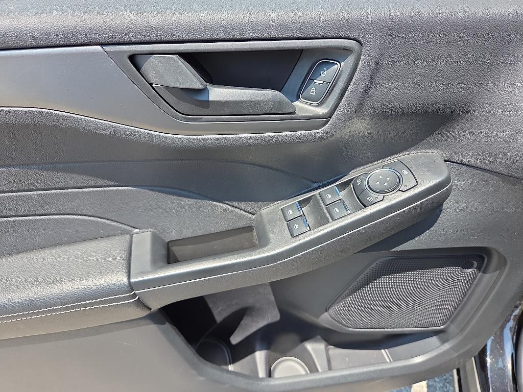 new 2025 Ford Escape car, priced at $23,844