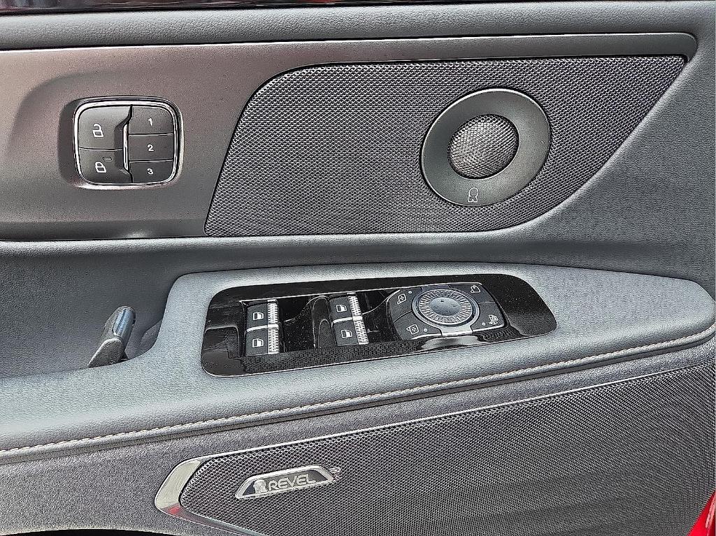 new 2026 Lincoln Nautilus car, priced at $62,722