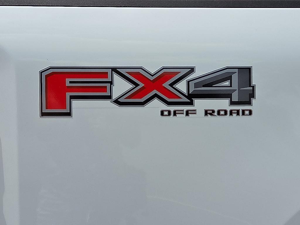 new 2025 Ford F-250 car, priced at $56,384