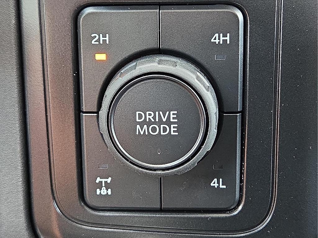 new 2025 Ford F-250 car, priced at $56,384
